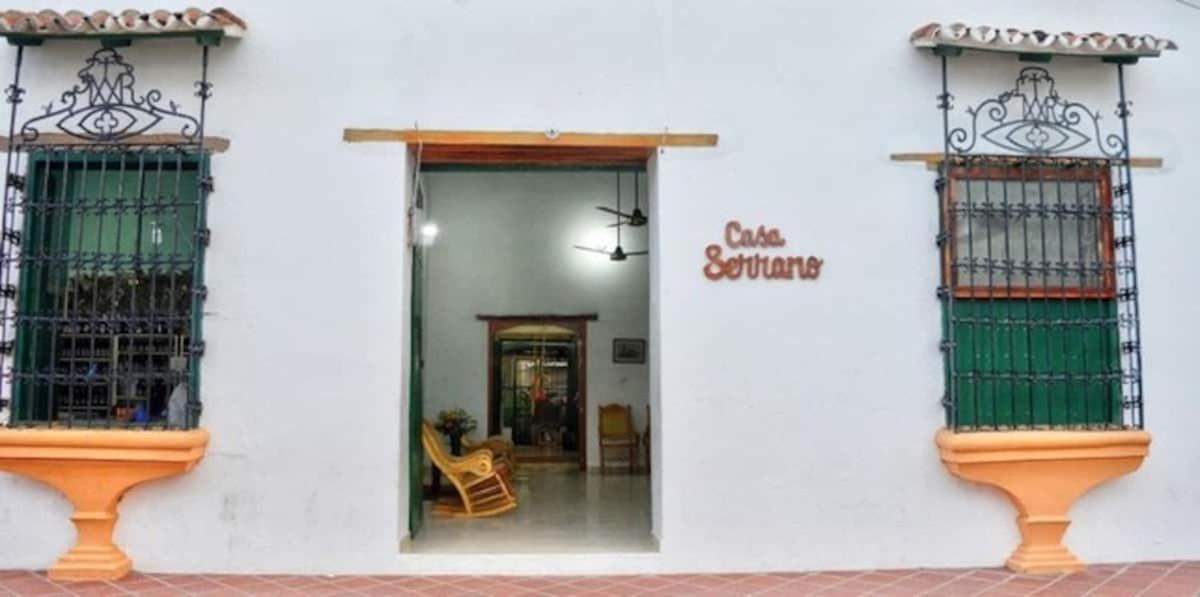 Casa Serrano - Callejon De Don Blas 4 Hab Canaguate Mompos Bagian luar foto